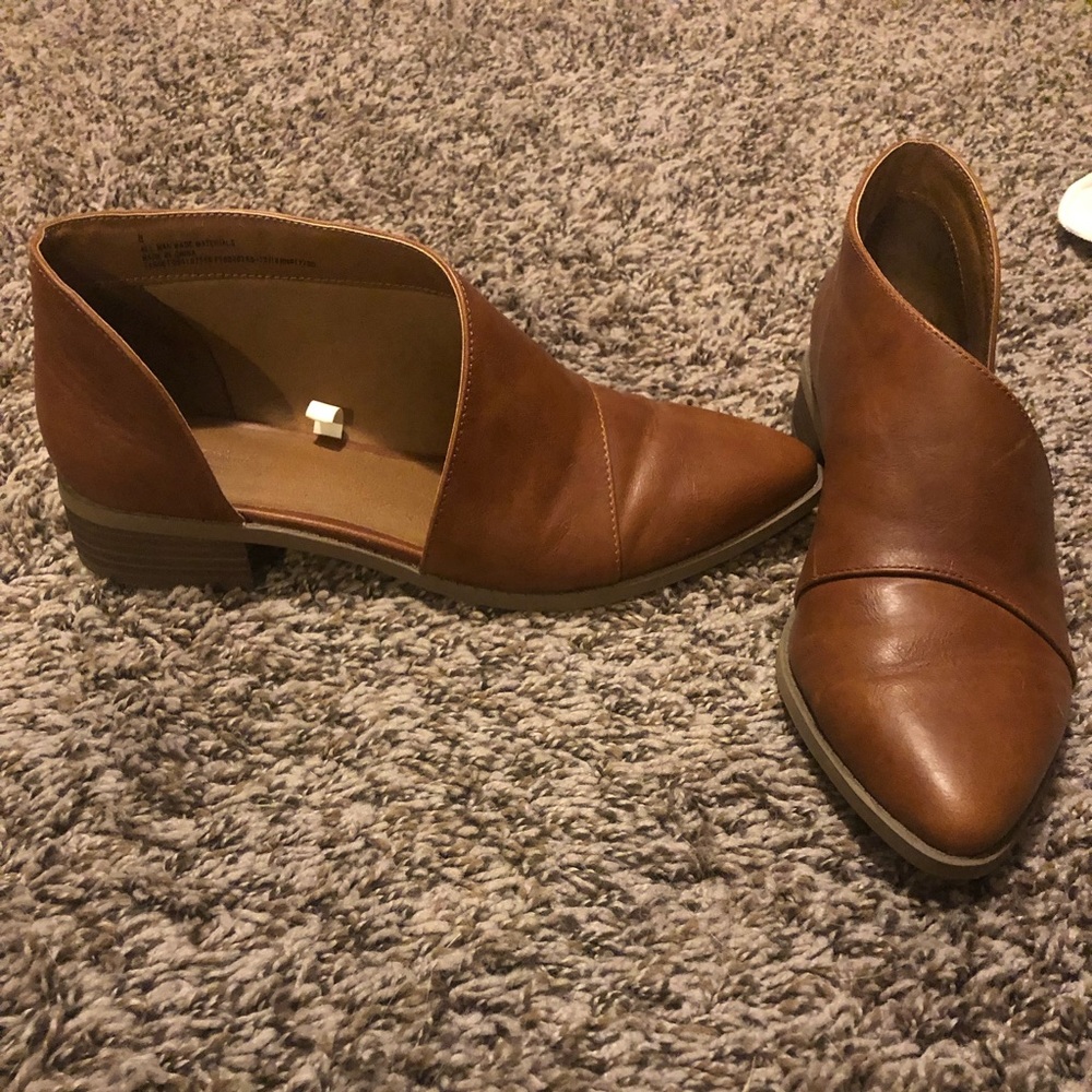 Size 8 cutout bootie